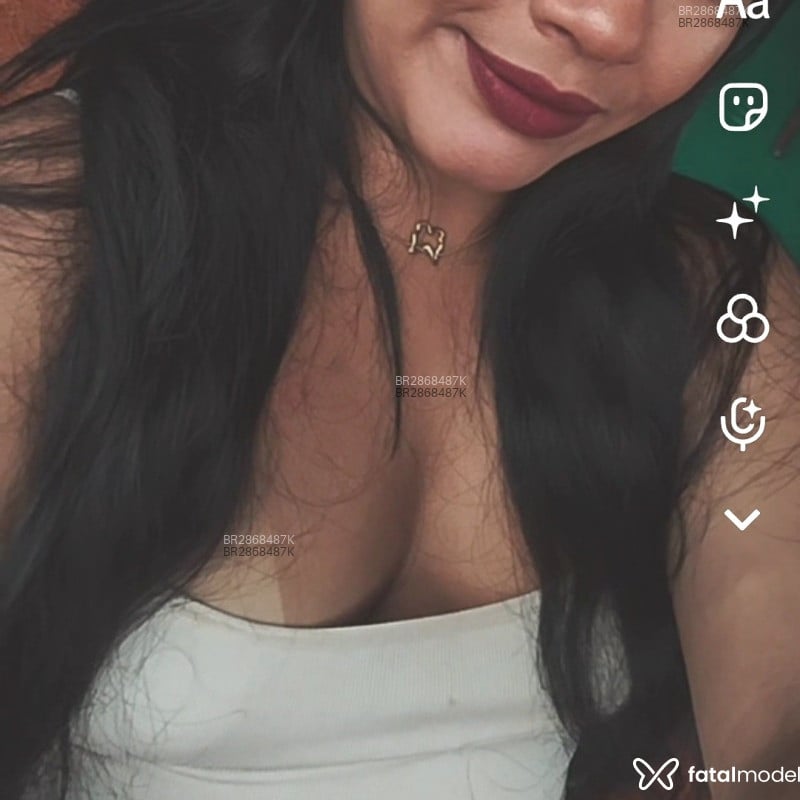 Acompanhante Stefanie - Feed