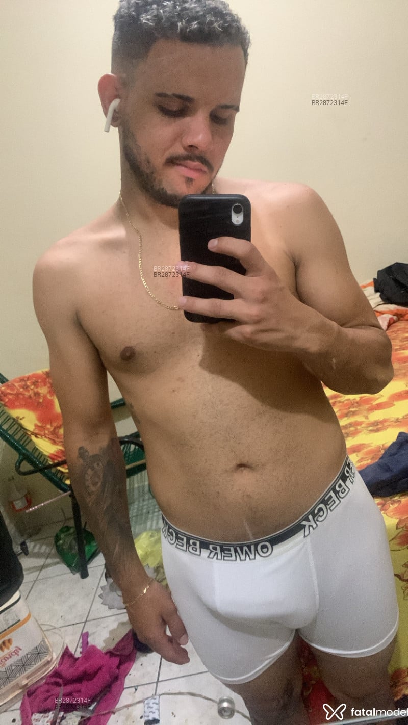 Acompanhante Pedrão - Feed