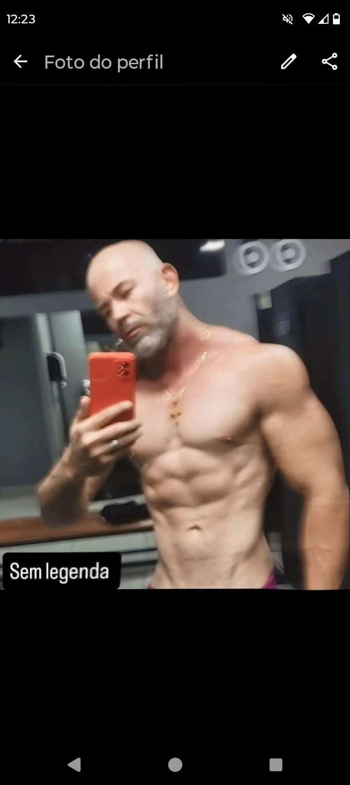 Acompanhante Careca - Feed