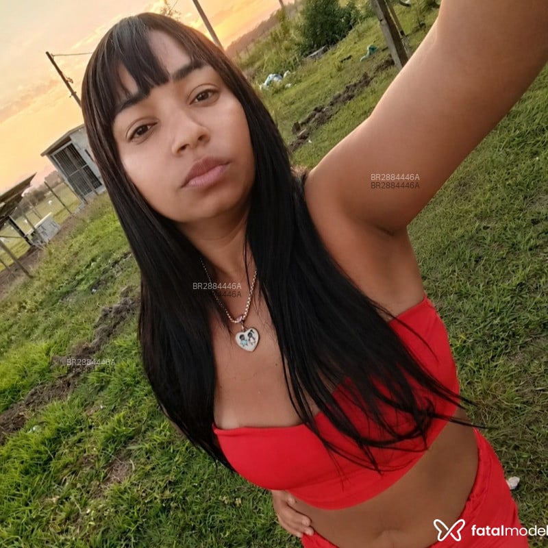 Acompanhante Indi - Feed