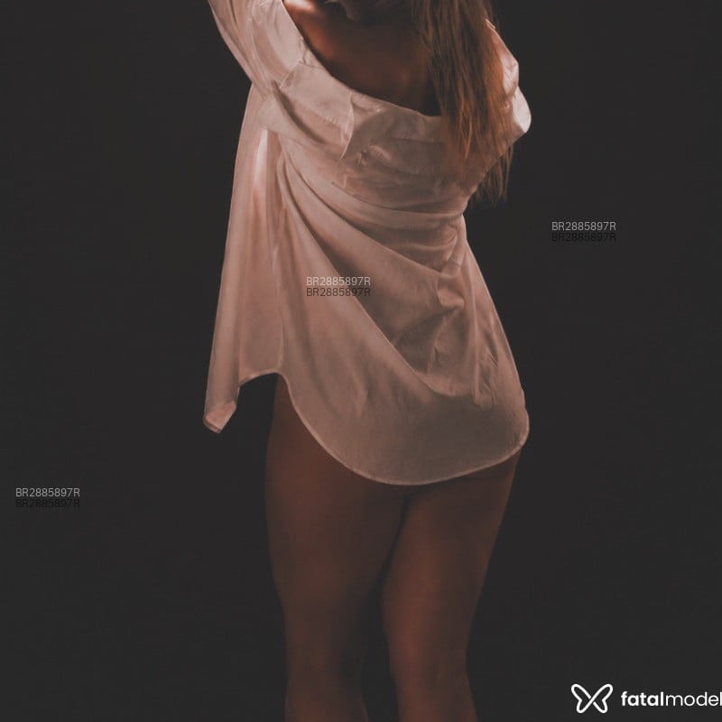 Acompanhante Camila - Feed