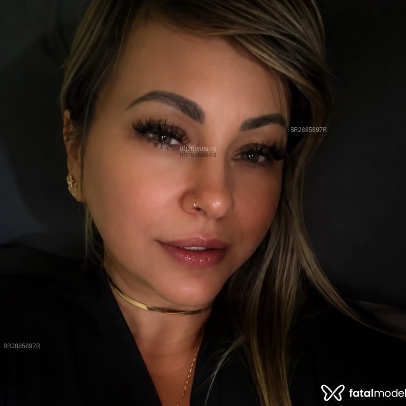 Acompanhante Camila - Feed