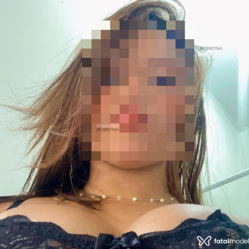Acompanhante Aurora - Feed