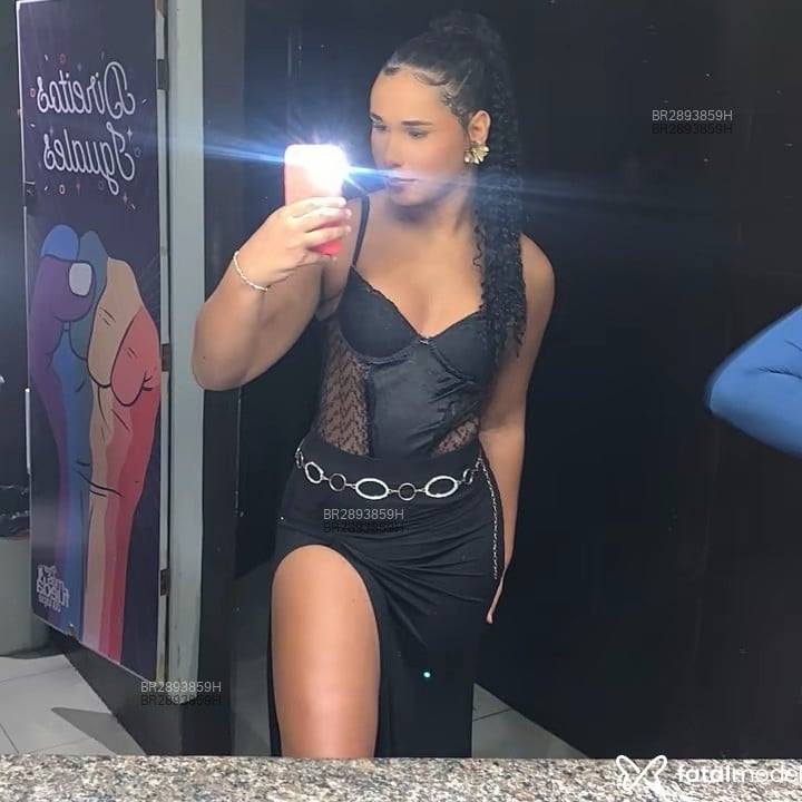 Acompanhante Luiza Carla - Feed