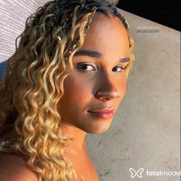 Acompanhante Luiza Carla - Feed