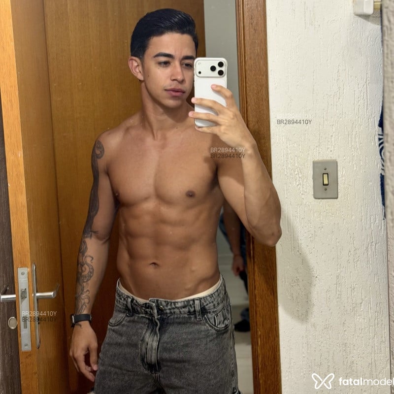 Acompanhante Lucas Mineiro - Feed