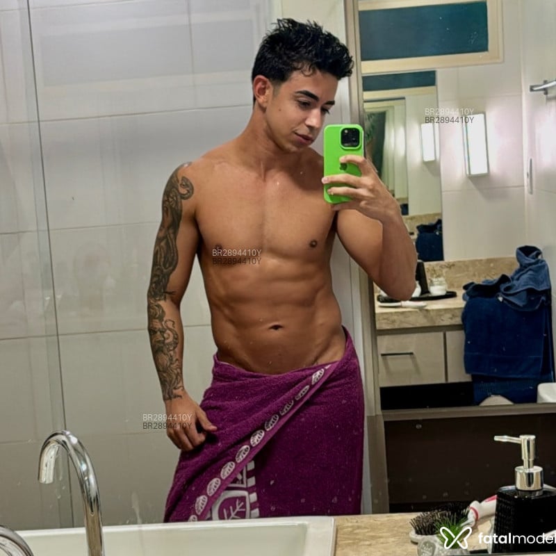 Acompanhante Lucas Mineiro - Feed