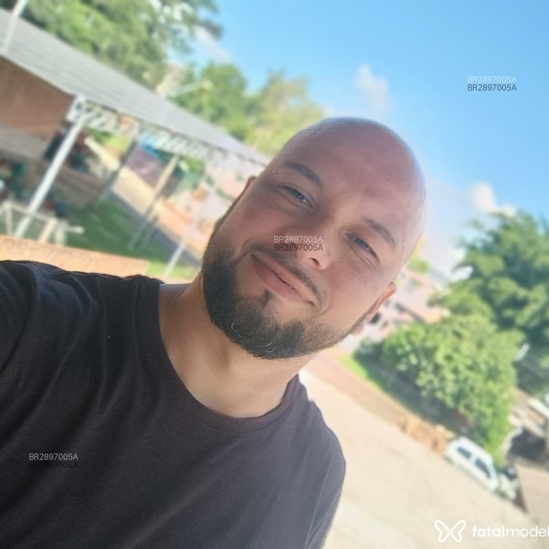 Acompanhante Gui - Feed