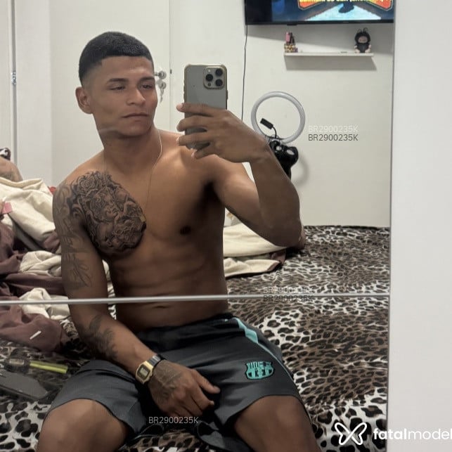 Acompanhante Felipe - Feed