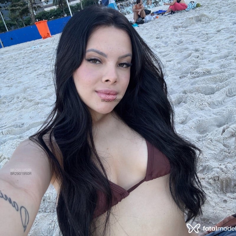Acompanhante Aline - Feed
