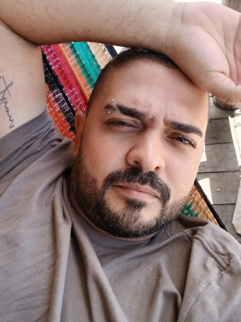 Acompanhante Carlos - Feed