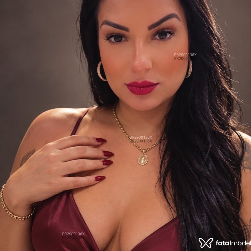 Acompanhante Camila - Feed