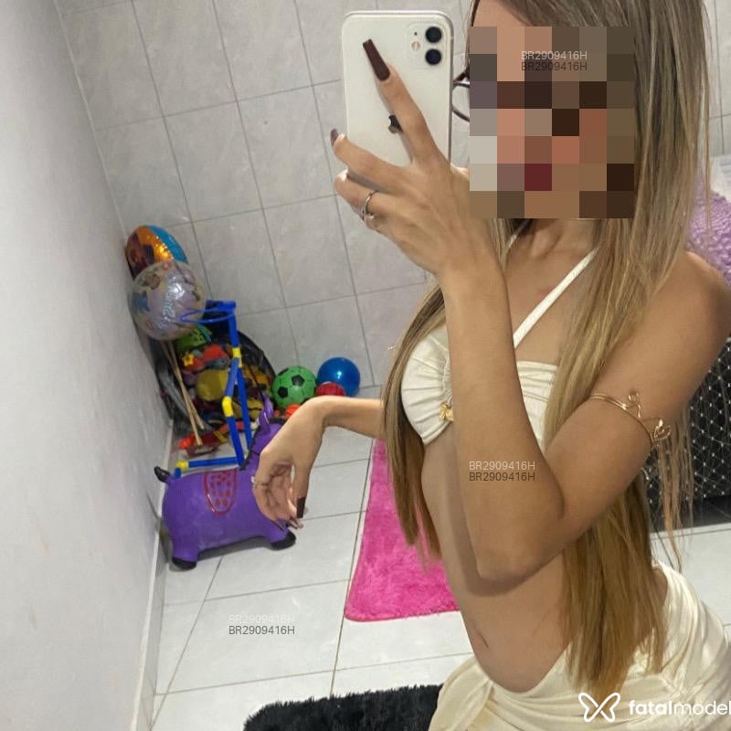 Acompanhante Ana Clara - Feed
