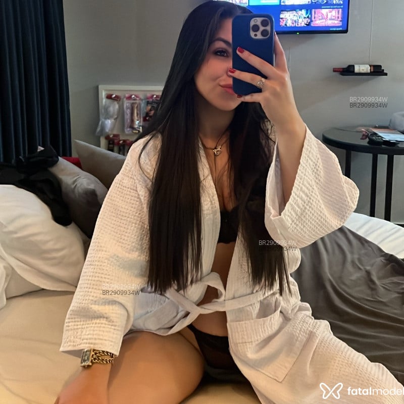 Acompanhante Viviane - Feed