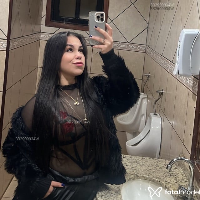 Acompanhante Viviane - Feed
