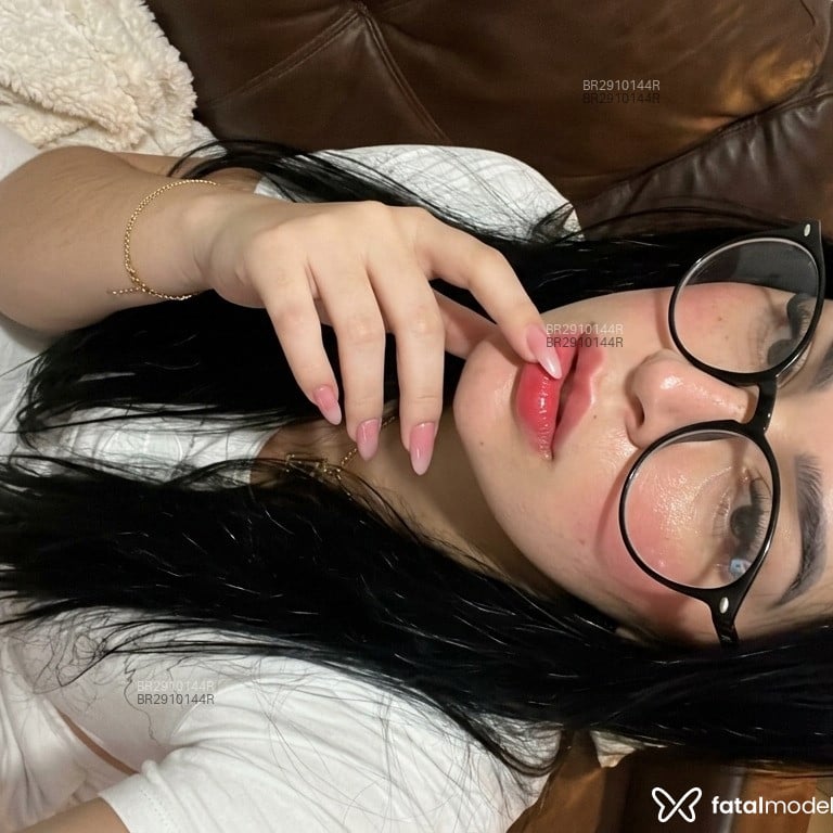 Acompanhante Karen - Feed