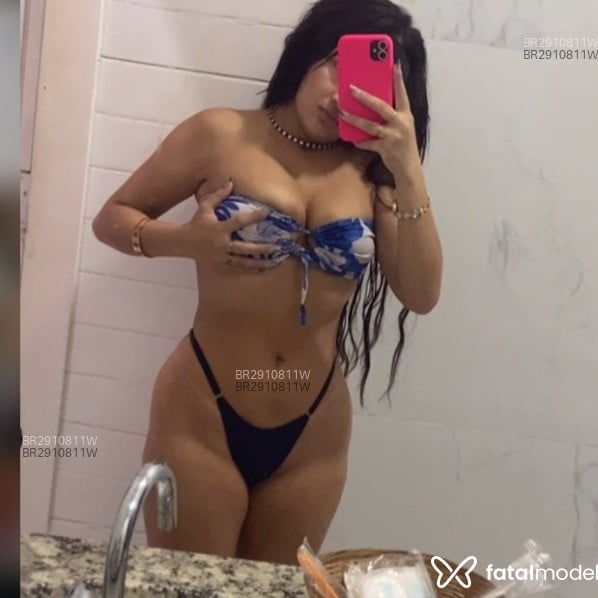 Acompanhante Débora Silva - Feed