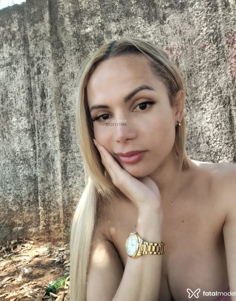 Acompanhante Lety Blonde - Feed