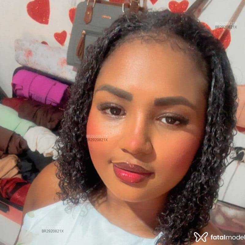 Acompanhante Morena - Feed