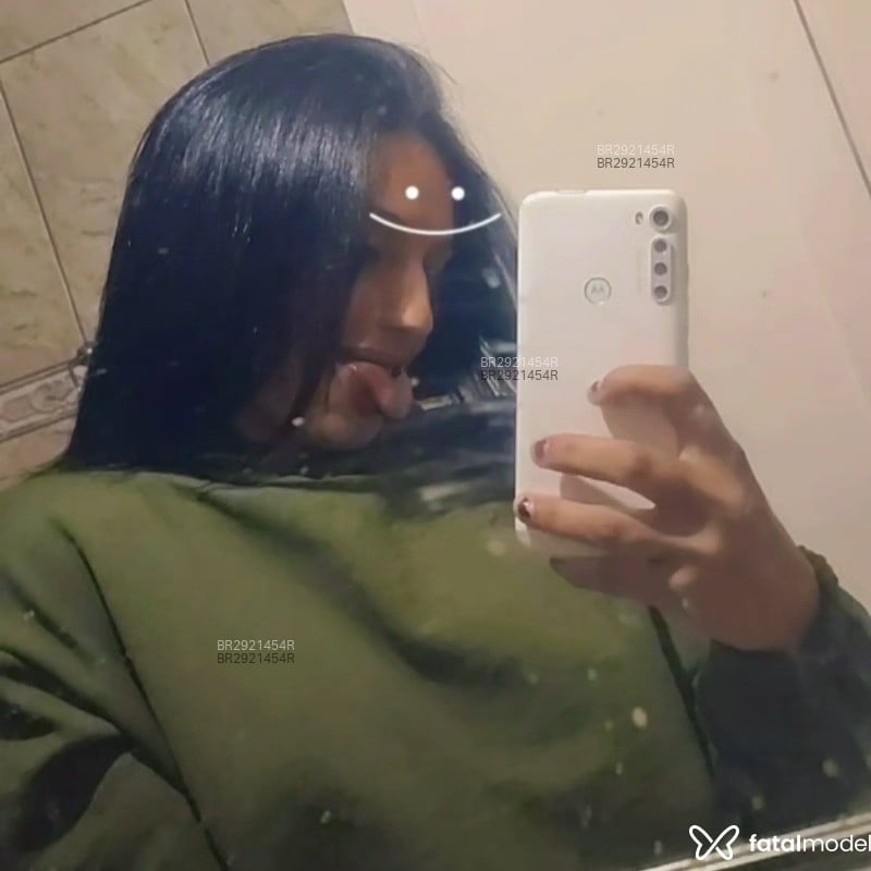 Acompanhante Sofy - Feed