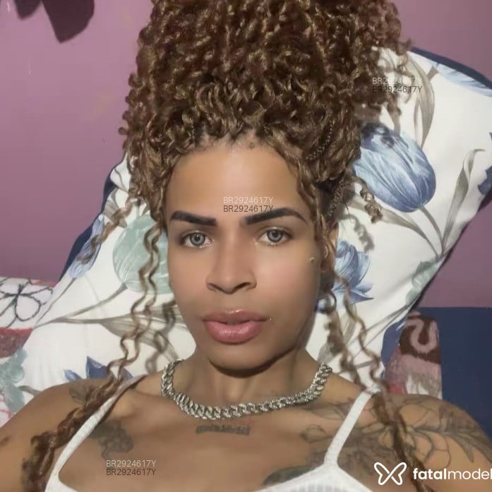 Acompanhante Wenndy Souza - Feed