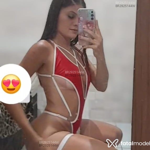 Acompanhante Isabelle - Feed
