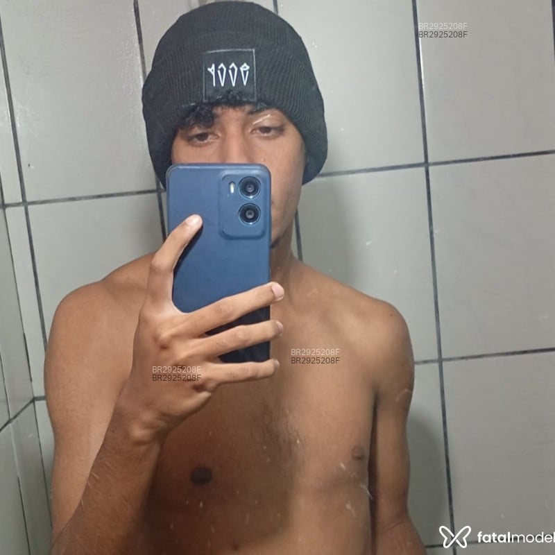 Acompanhante Igor Goes - Feed