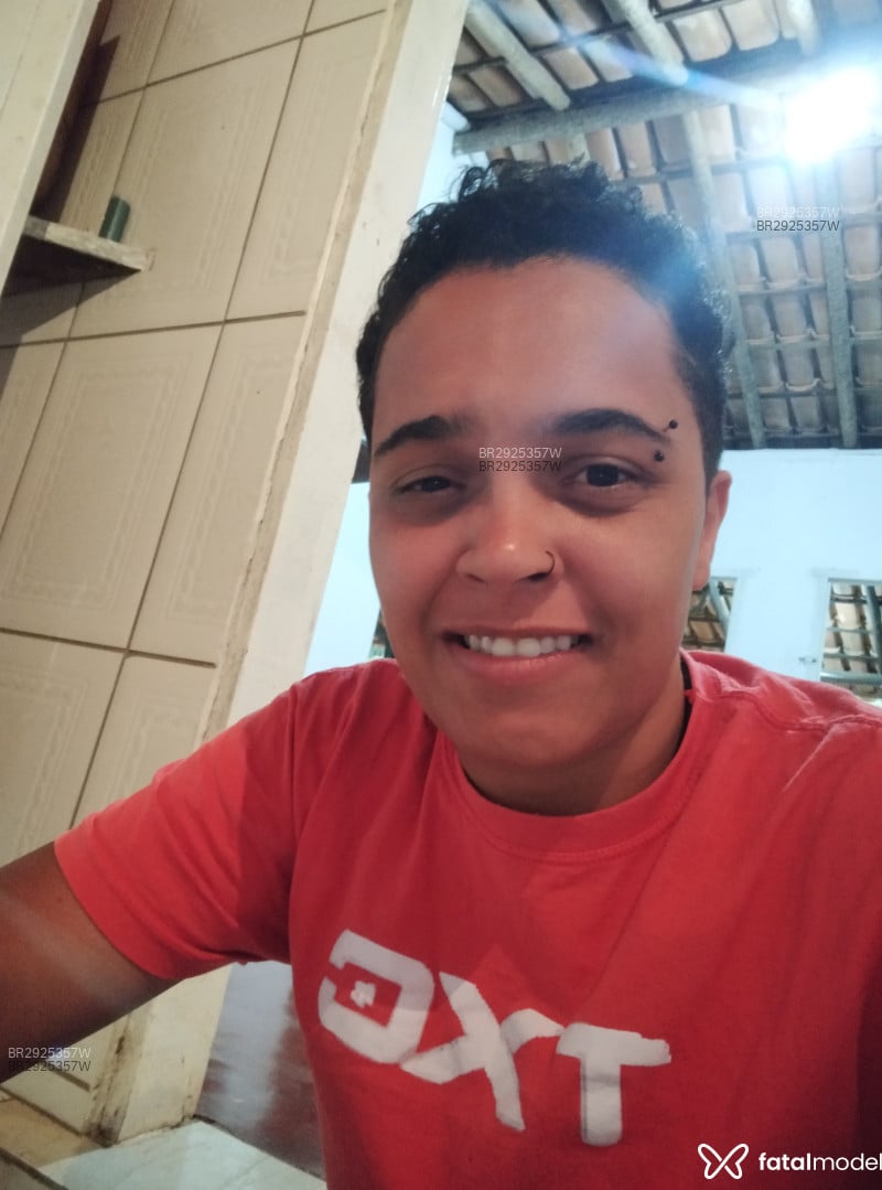 Acompanhante Caminhoneirinha - Feed