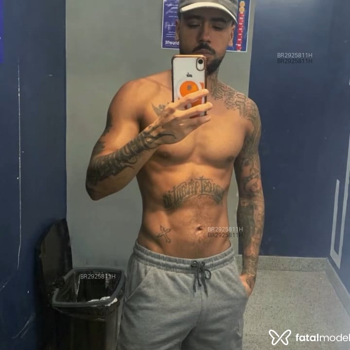 Acompanhante Matheus - Feed