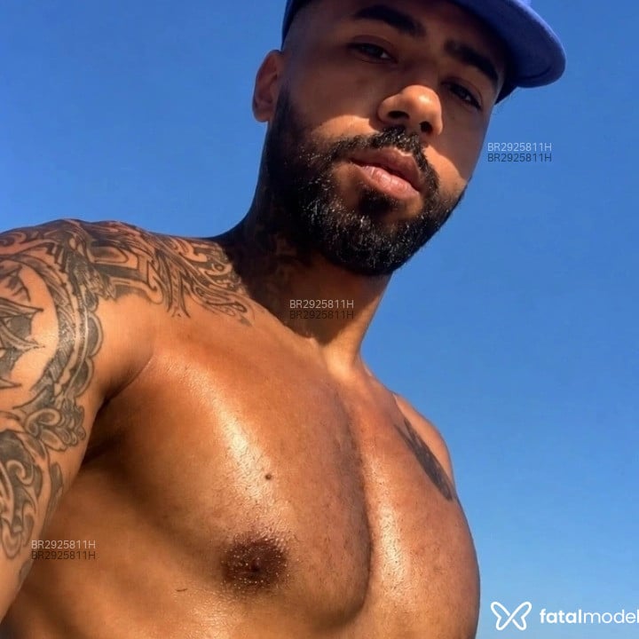 Acompanhante Matheus - Feed