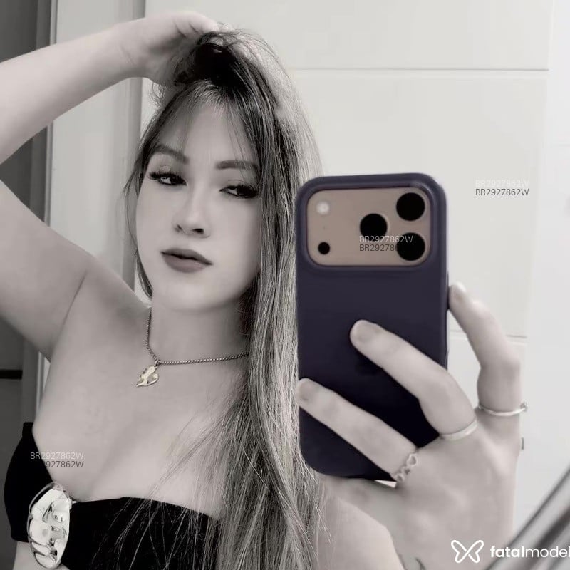 Acompanhante Sol - Feed