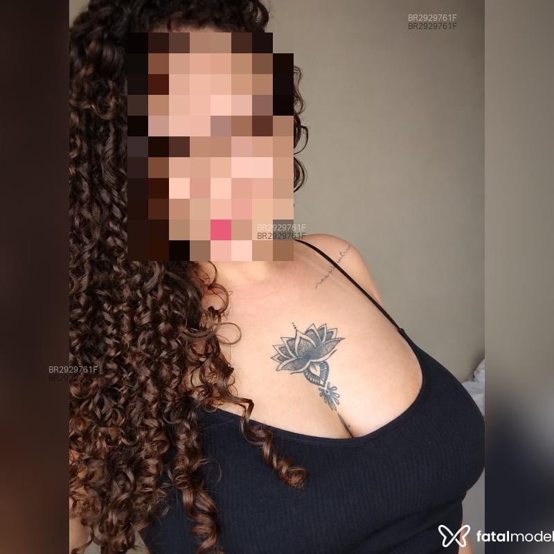 Acompanhante Débora - Feed