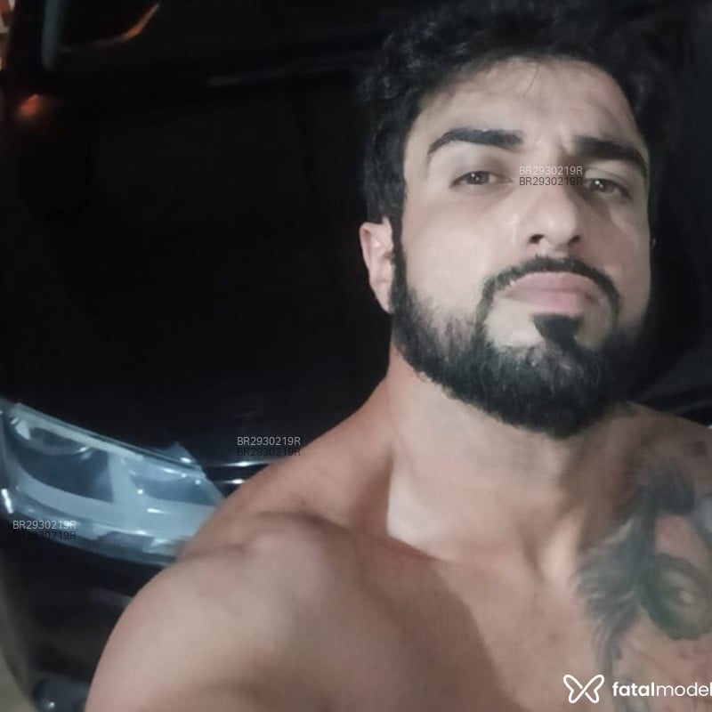 Acompanhante Hassan - Feed
