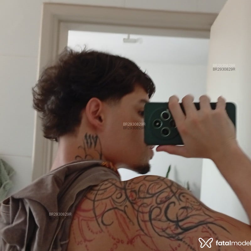 Acompanhante Guilherme Moraes - Feed
