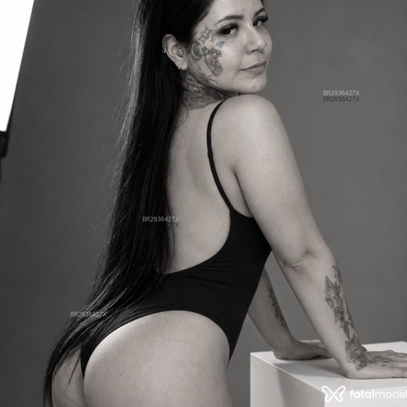 Acompanhante Camile - Feed