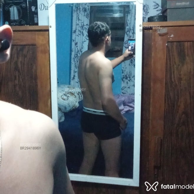 Acompanhante Neguinho - Feed