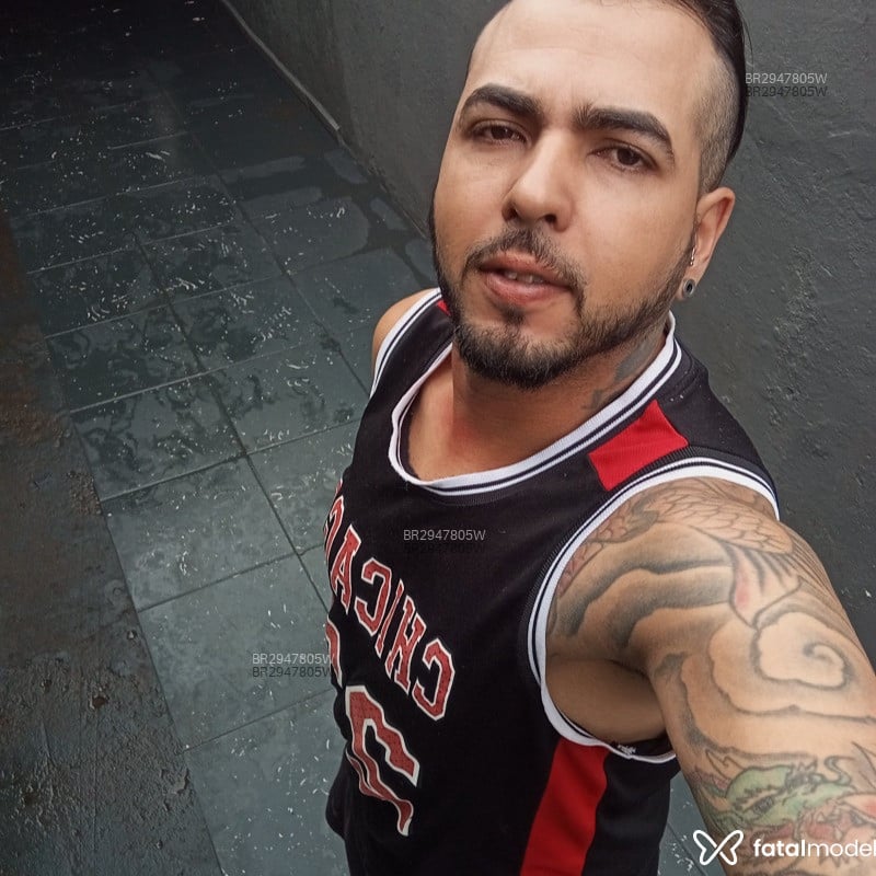 Acompanhante Pedro - Feed
