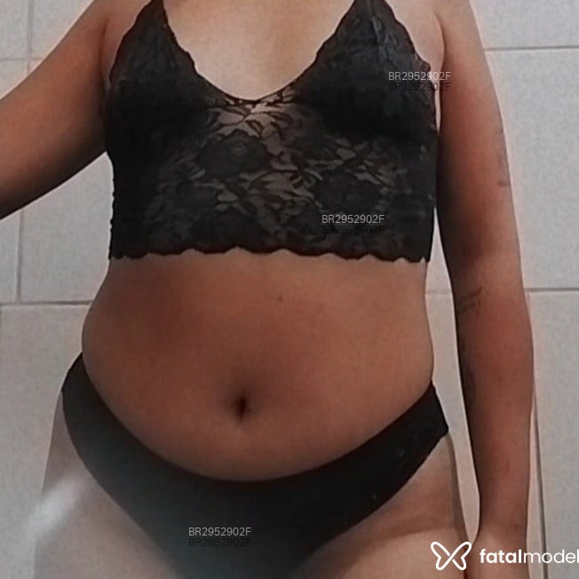 Acompanhante Morena - Feed