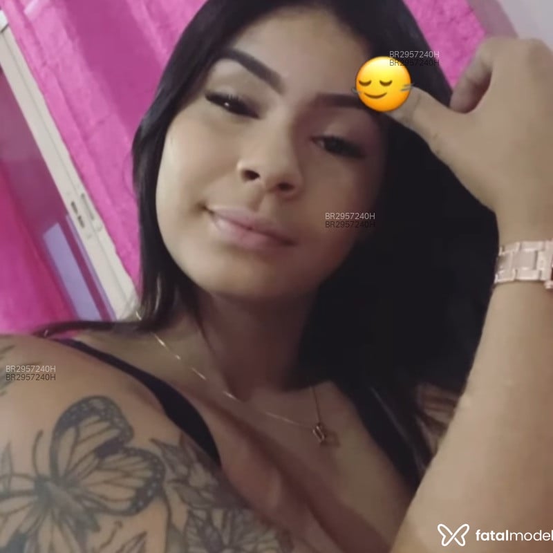Acompanhante Mirella - Feed