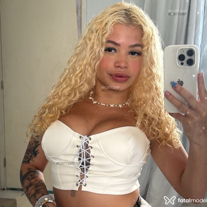 Acompanhante Carolina Gomes - Feed