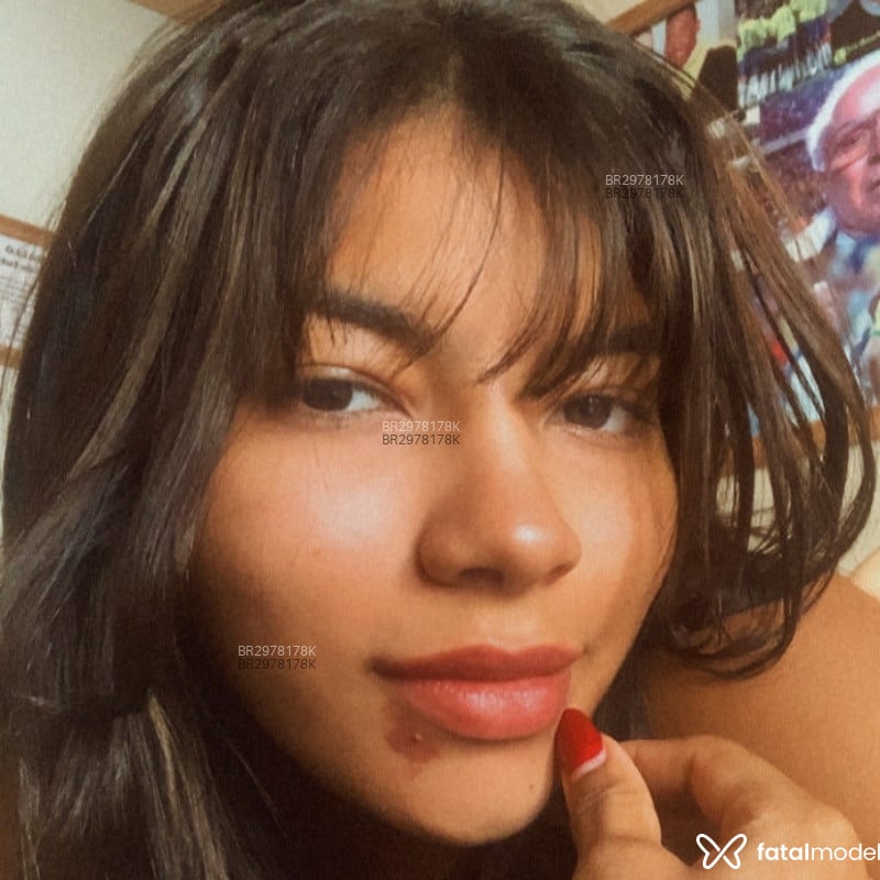 Acompanhante Aurora - Feed