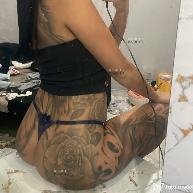 Acompanhante Chloe - Feed