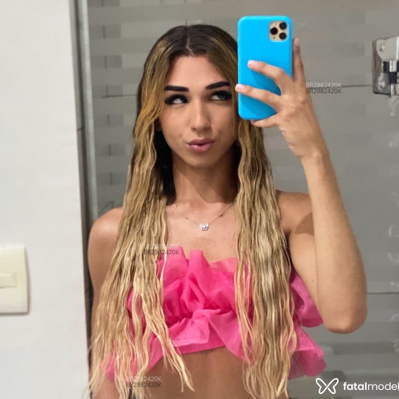Acompanhante Lara - Feed
