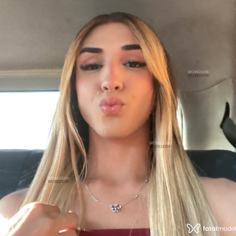 Acompanhante Lara - Feed