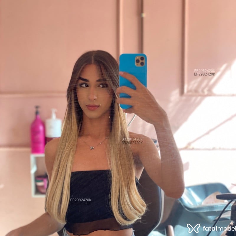 Acompanhante Lara - Feed
