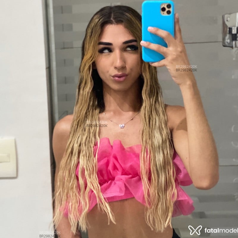 Acompanhante Lara - Feed