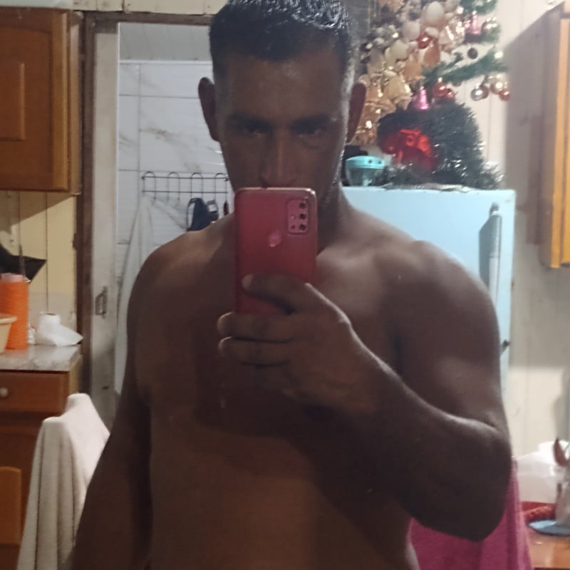 Acompanhante Moreninho - Feed
