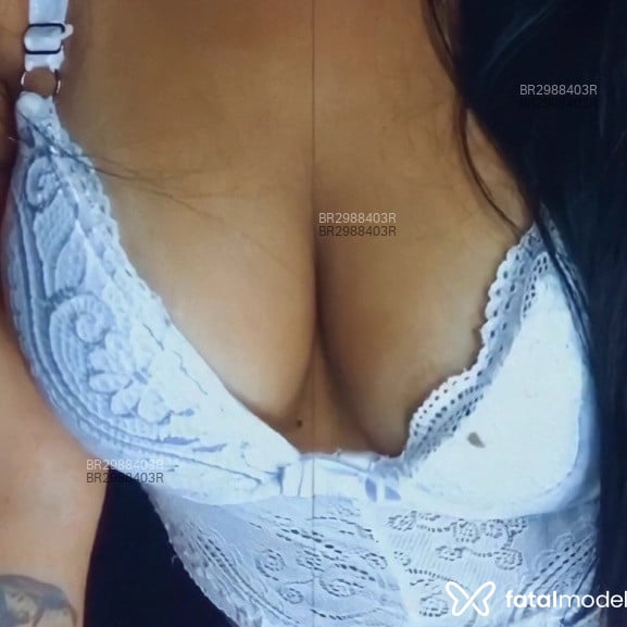 Acompanhante Ayumi - Feed