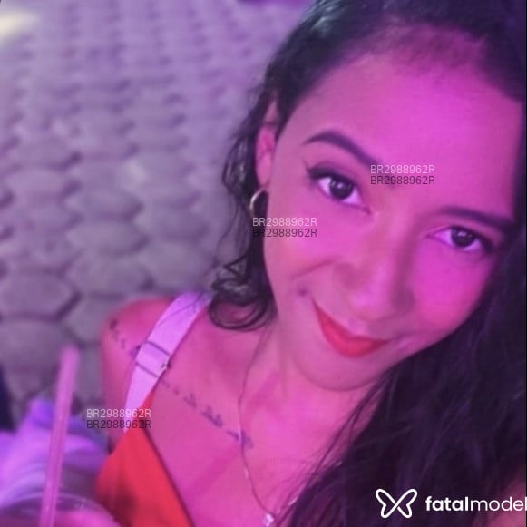 Acompanhante Lalazinha - Feed
