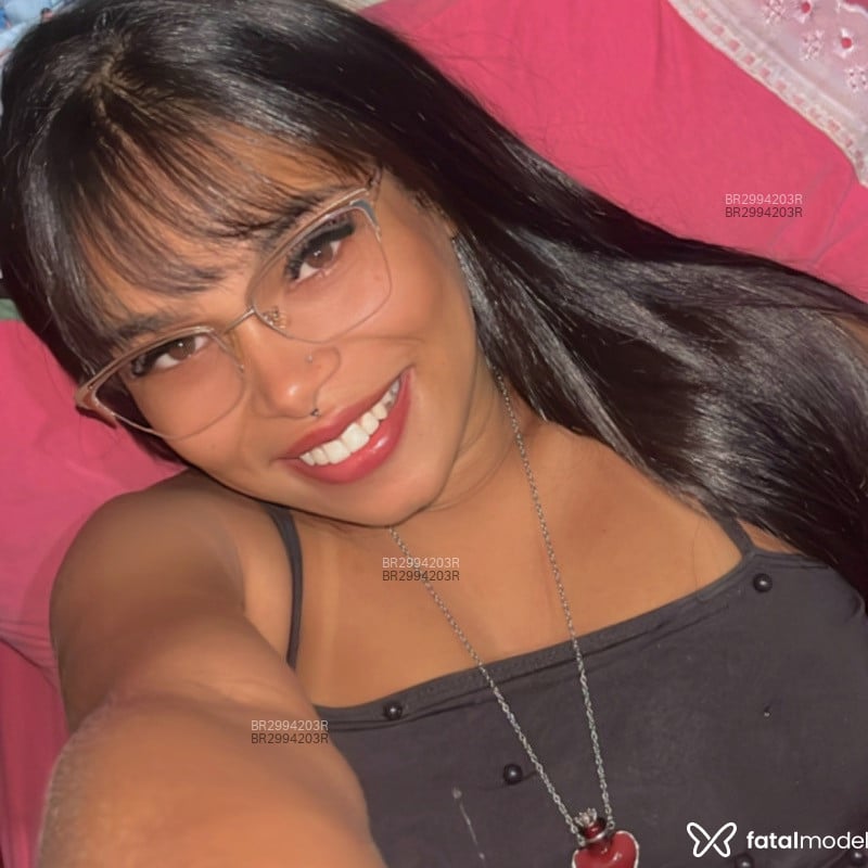 Acompanhante Olívia - Feed